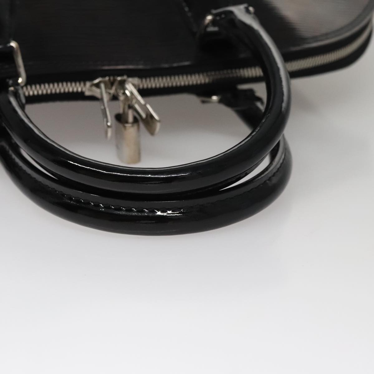 Louis Vuitton Alma Black Leather Handbag (Pre-Owned)
