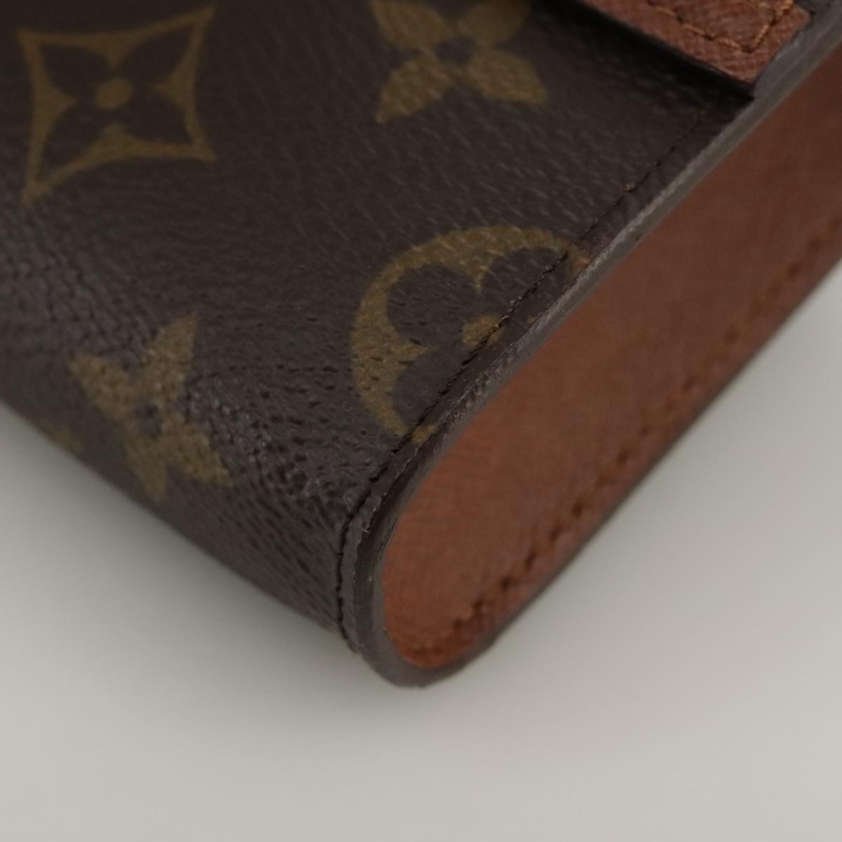 Louis Vuitton Arche Brown Canvas Shoulder Bag (Pre-Owned)