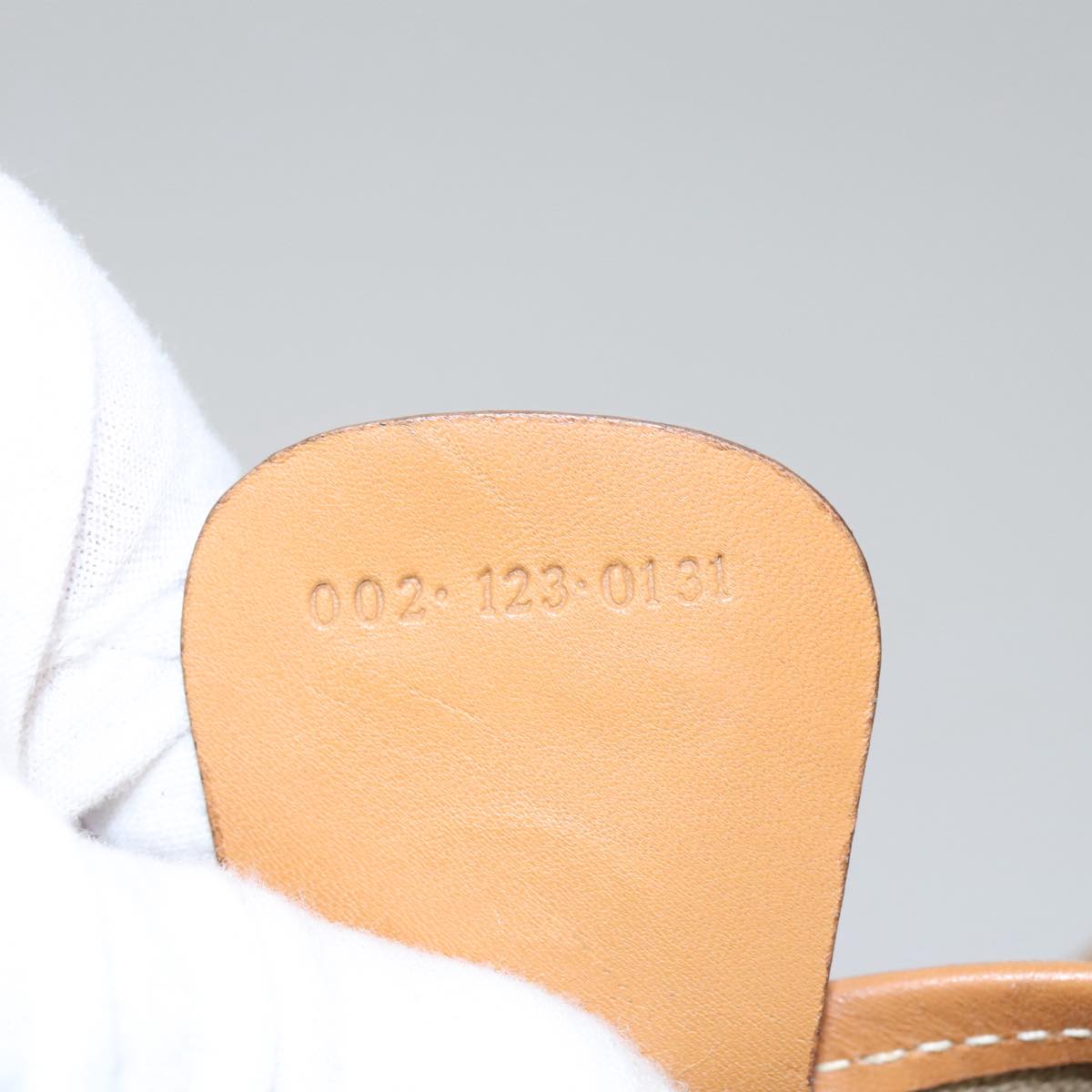 Gucci Sherry Beige Canvas Tote Bag (Pre-Owned)