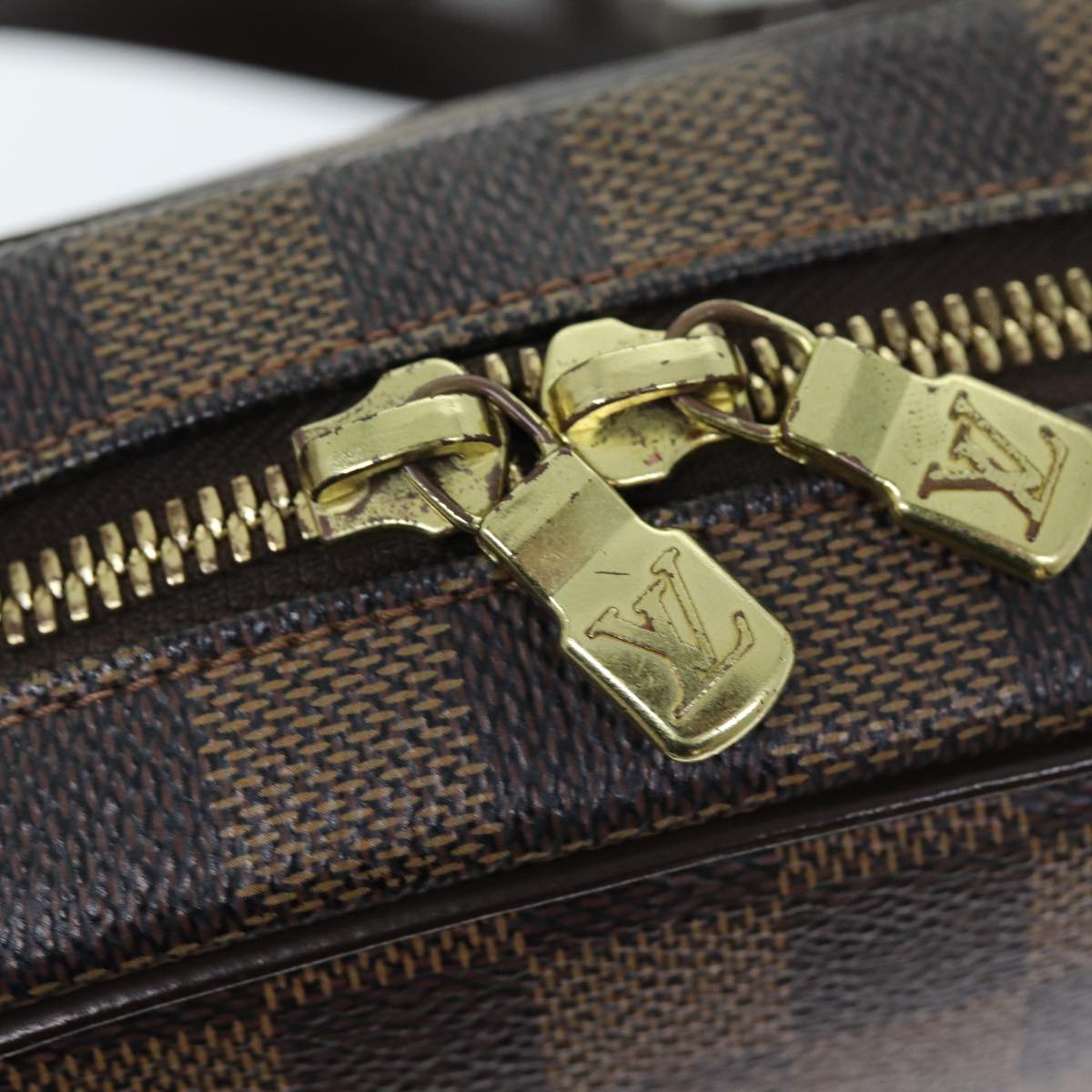 Louis Vuitton Ipanema Brown Canvas Shoulder Bag (Pre-Owned)