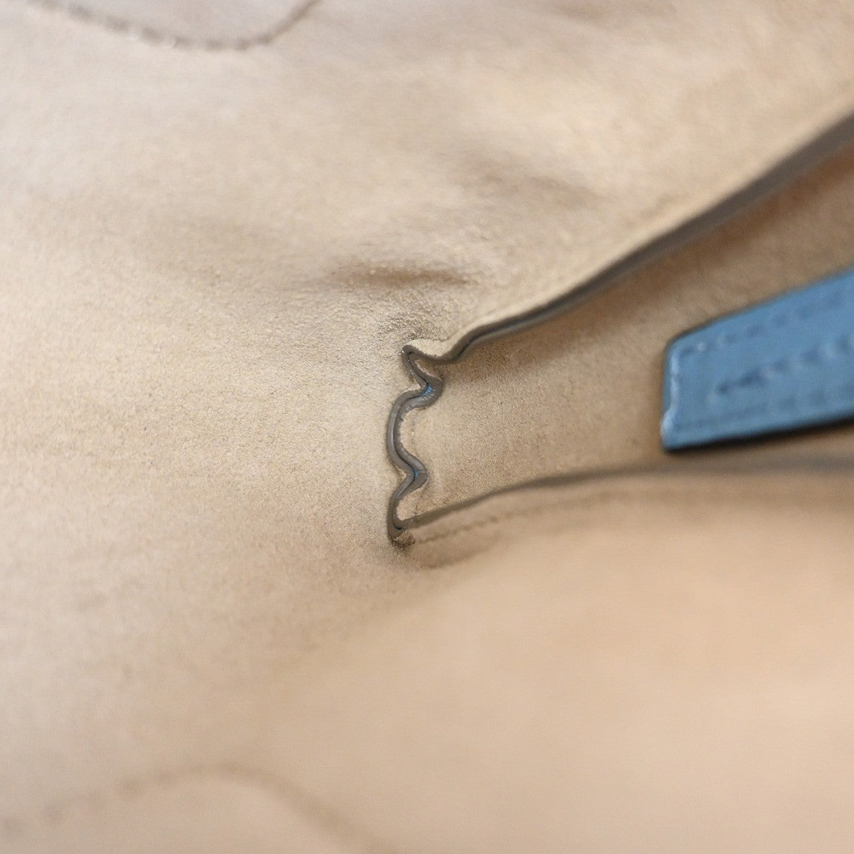 Chloe Faye Leather And Suede Blue Leather Shoulder Bag Bag (Pre-Owned)