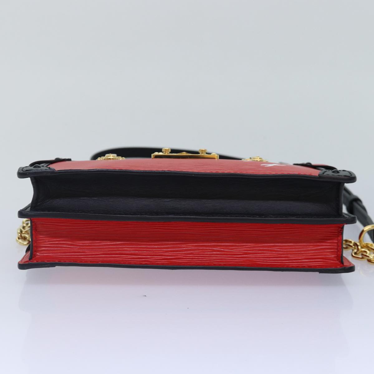 Louis Vuitton Trunk Red Leather Shoulder Bag (Pre-Owned)