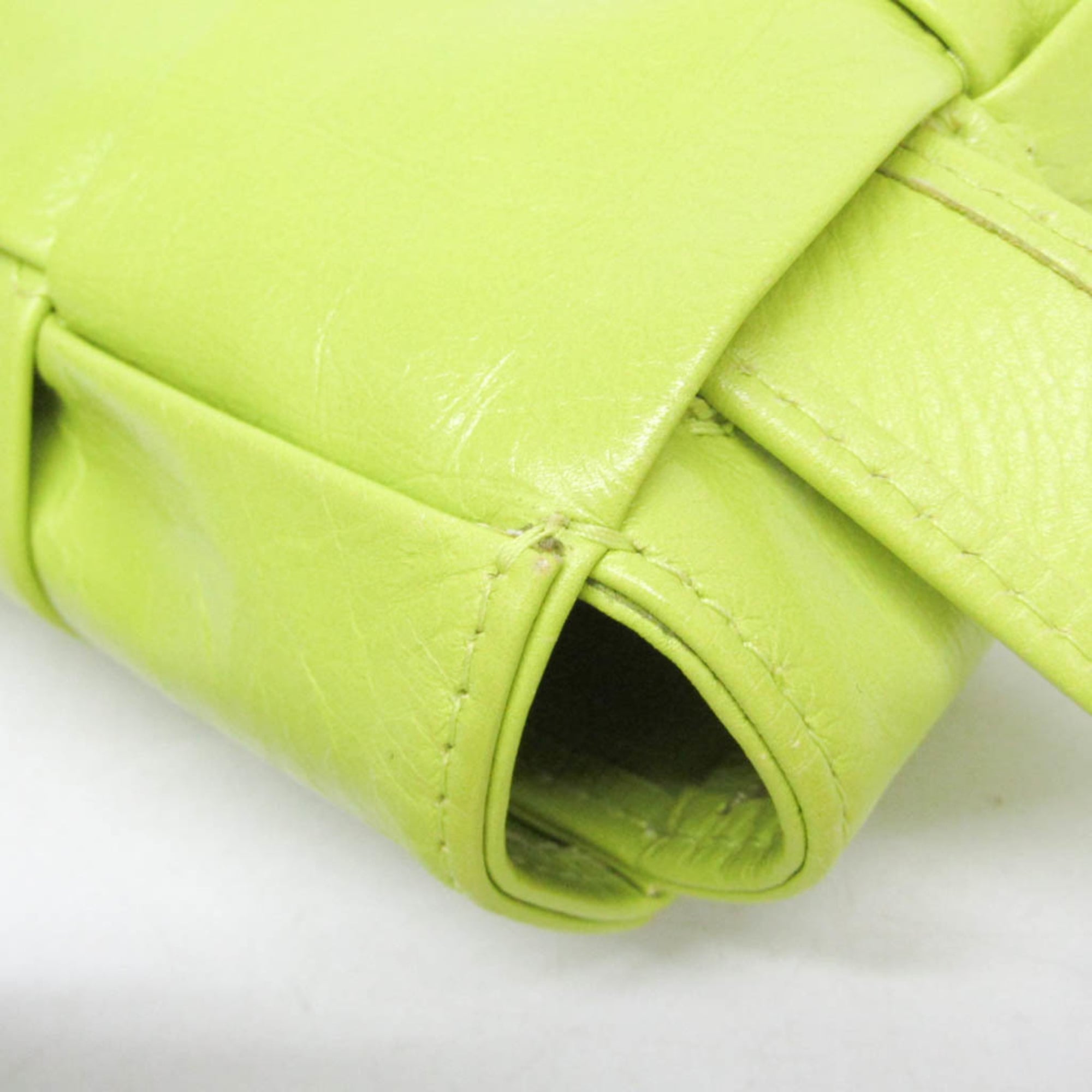 Bottega Veneta Cassette Leather Green Leather Clutche & Pouche Bag (Pre-Owned)