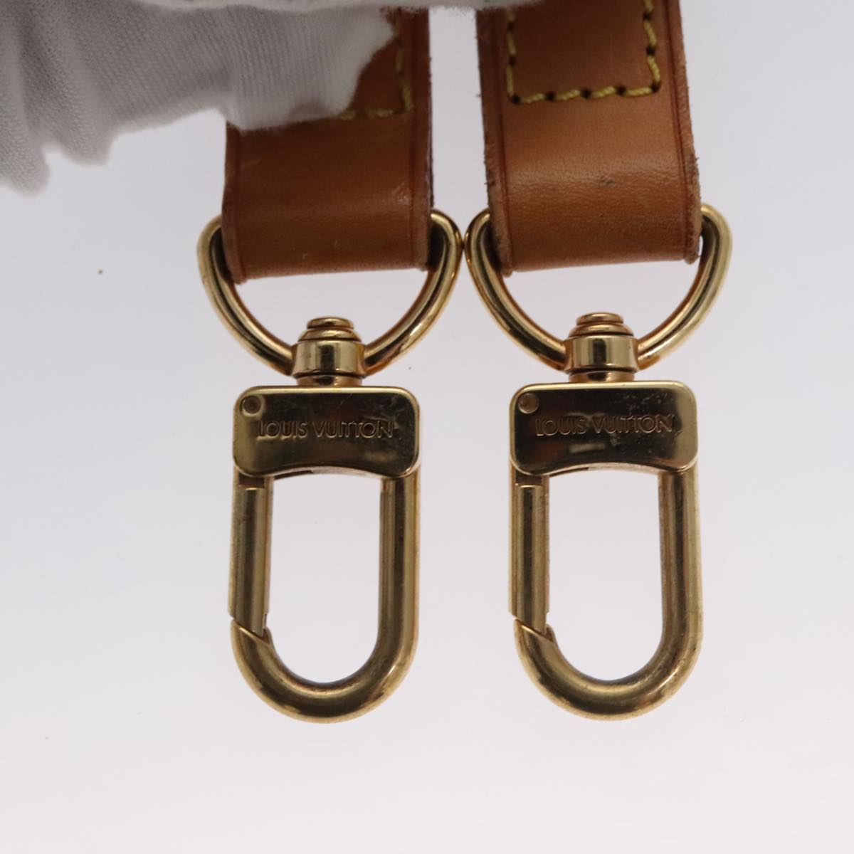 Louis Vuitton Shoulder Strap Beige Leather Bag Jewelry (Pre-Owned)