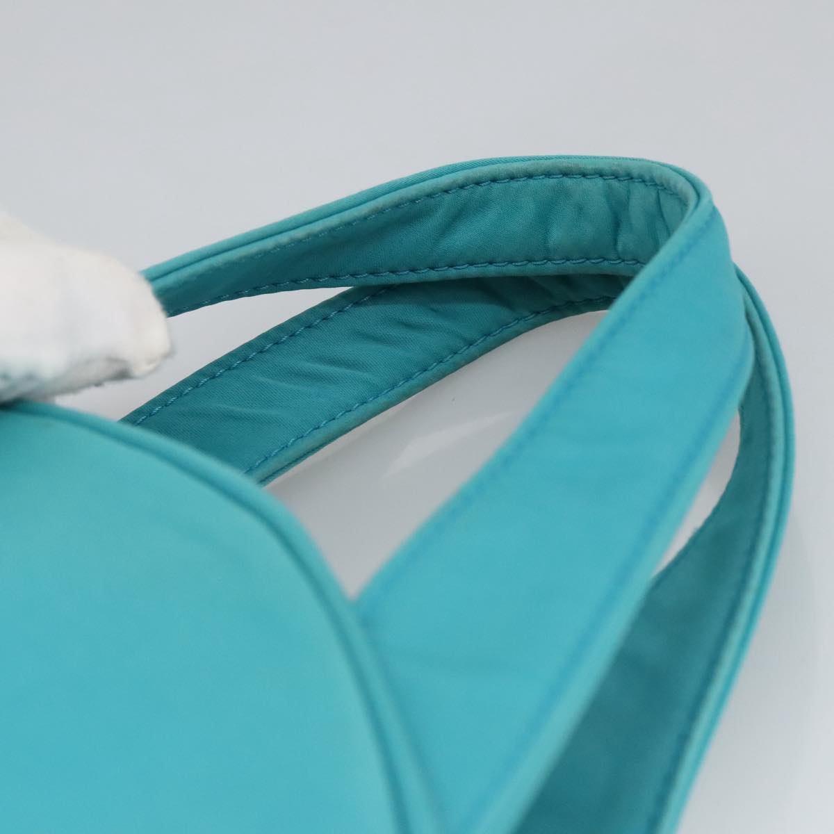 Yves Saint Laurent Turquoise Synthetic Handbag (Pre-Owned)