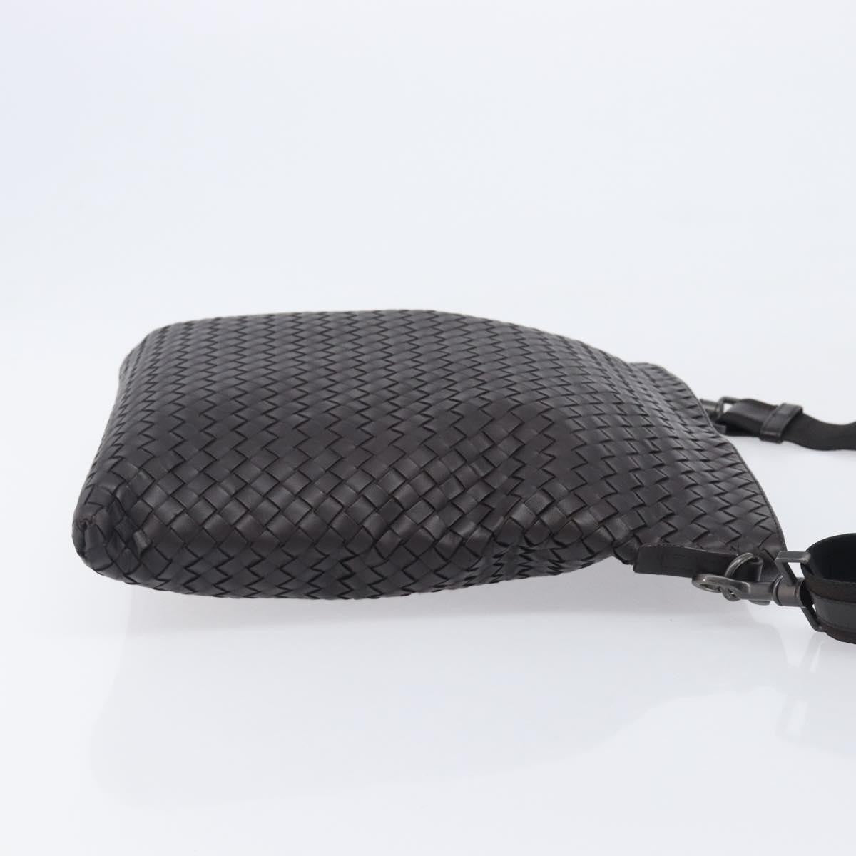Bottega Veneta Flat Messenger Intrecciato Nappa Black Leather Handbag (Pre-Owned)