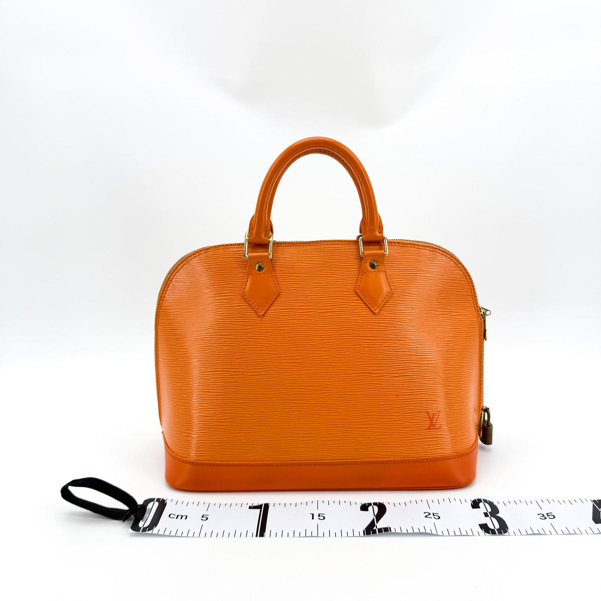 Louis Vuitton Alma Epi Leather Orange Leather Handbag (Pre-Owned)