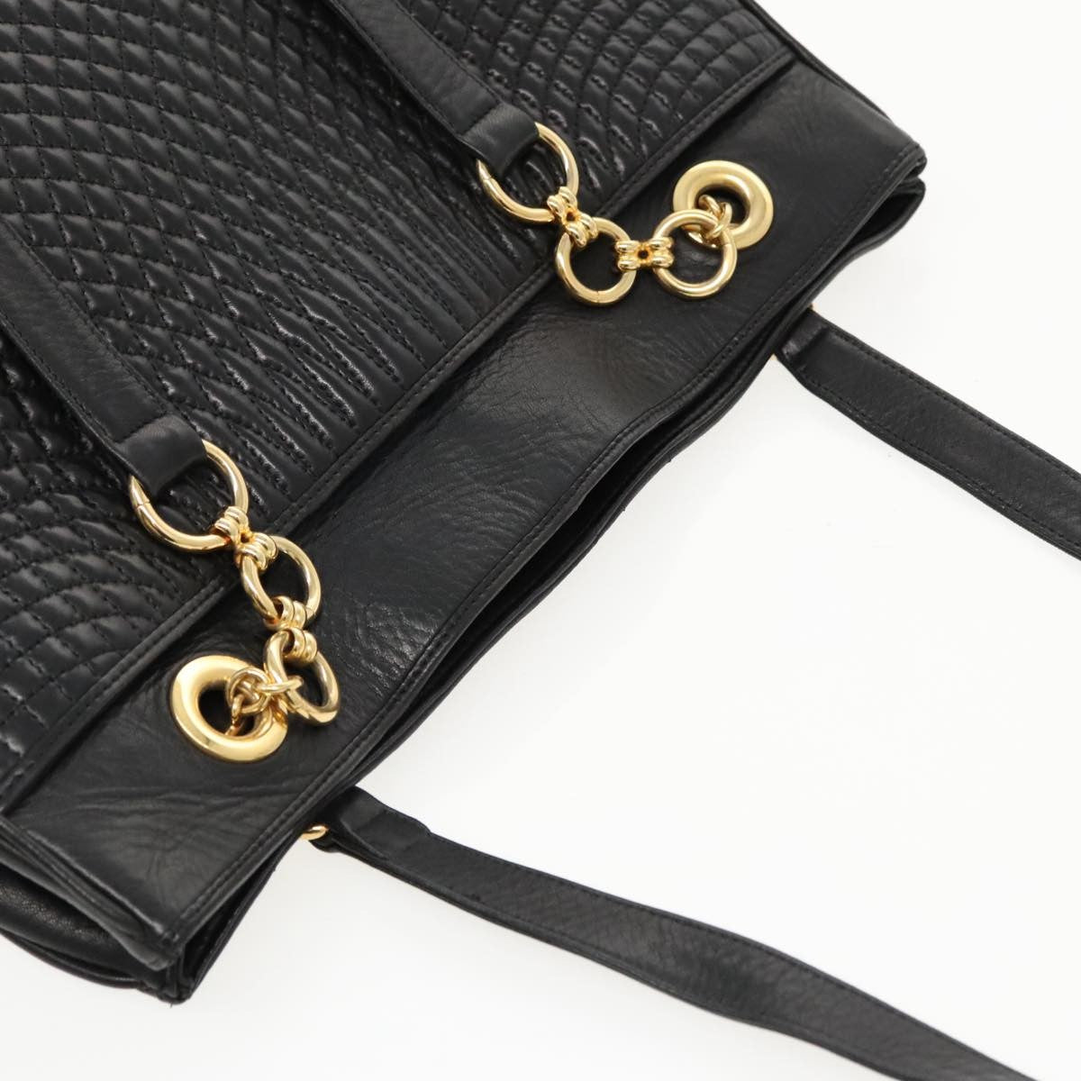 Bally Vintage Quilted Leather Black Leather Shoulder Bag Bag (Pre-Owned)
