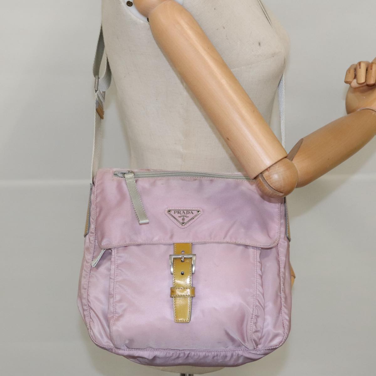 Prada Tessuto Pink Synthetic Shoulder Bag (Pre-Owned)