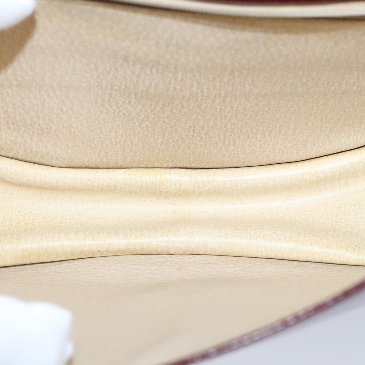 Bally Burgundy Leather Shoulder Bag (Pre-Owned)