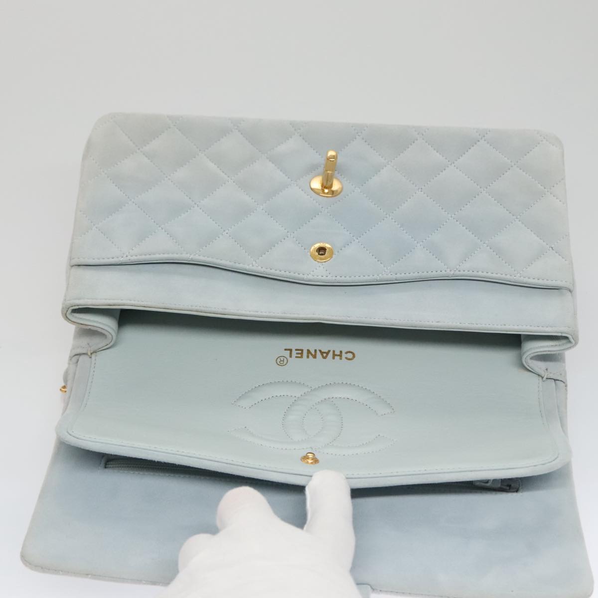 Chanel Timeless 23 Blue Suede Shoulder Bag (Pre-Owned)