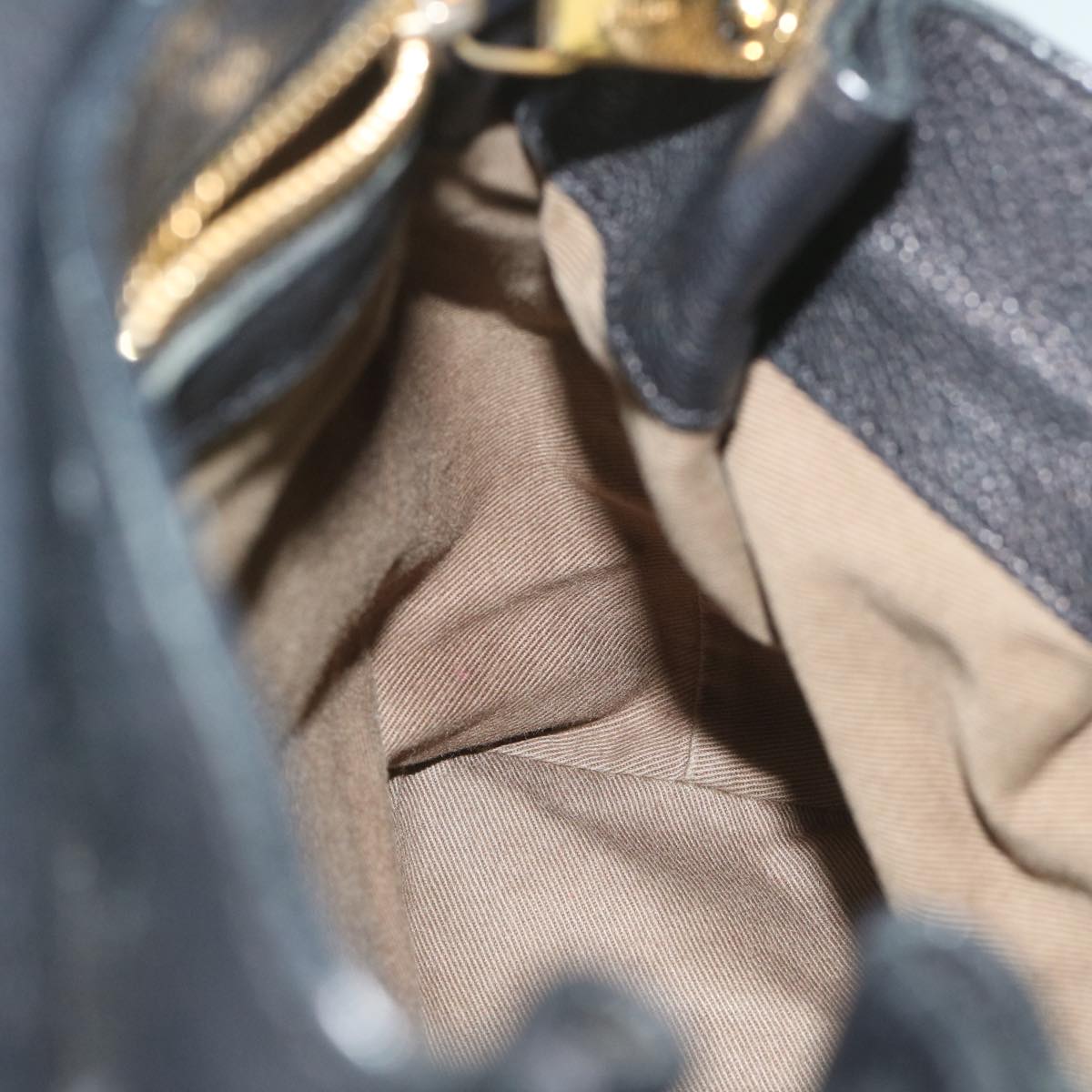 Chloé Black Leather Handbag (Pre-Owned)