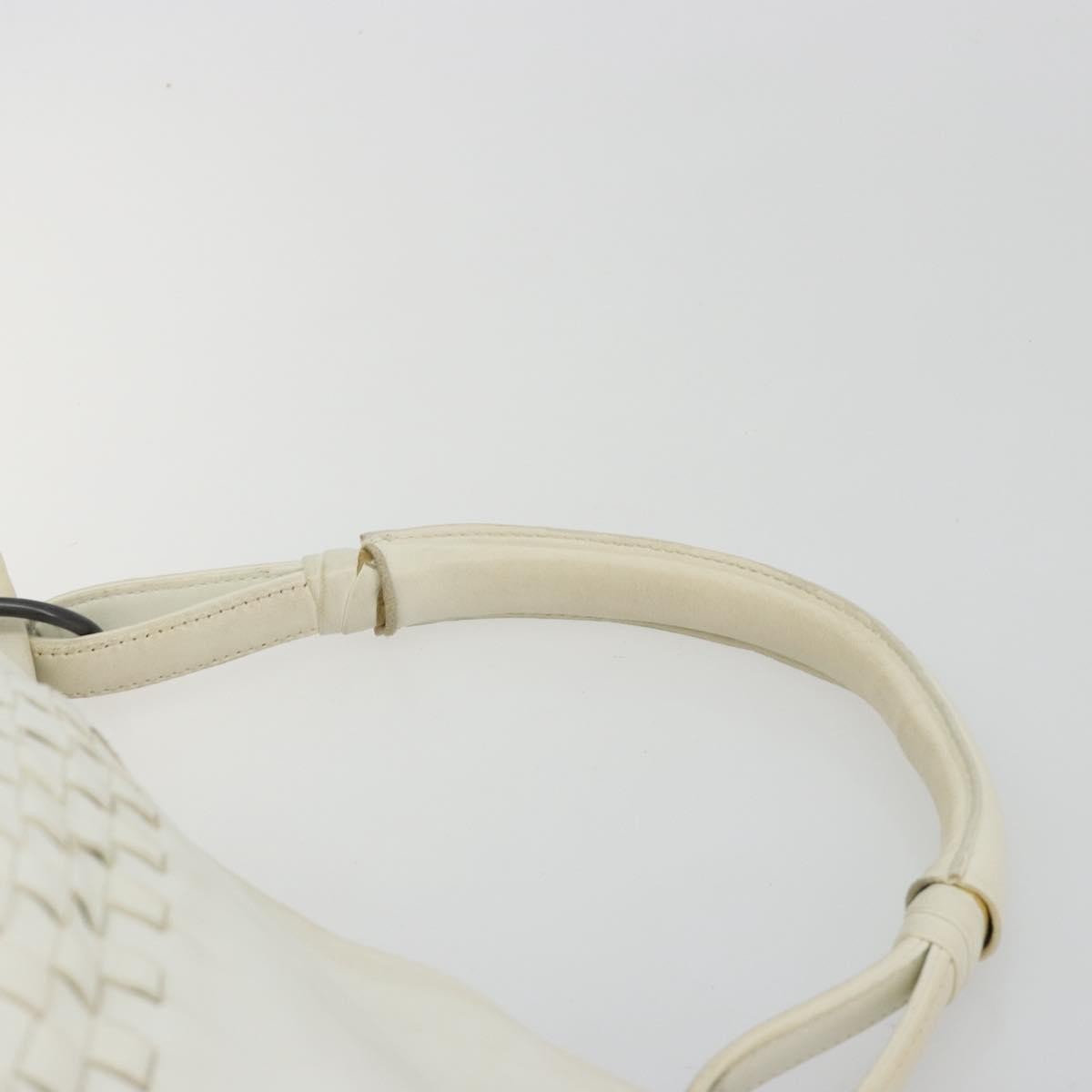 Bottega Veneta Intrecciato Shoulder Leather White Leather Shoulder Bag Bag (Pre-Owned)