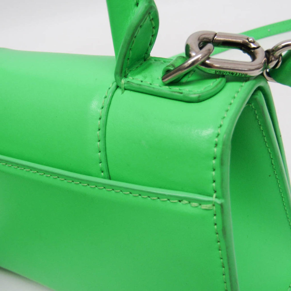 Balenciaga Graffiti Hourglass Top Handle Leather Green Leather Handbag (Pre-Owned)