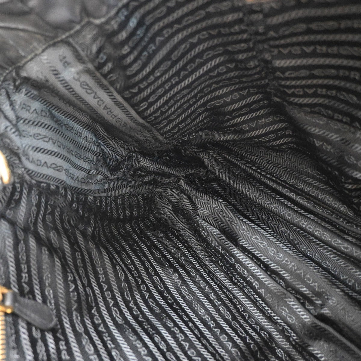 Prada Convertible Side Pocket Tote Chevron Tessuto Black Nylon Tote Bag Bag (Pre-Owned)