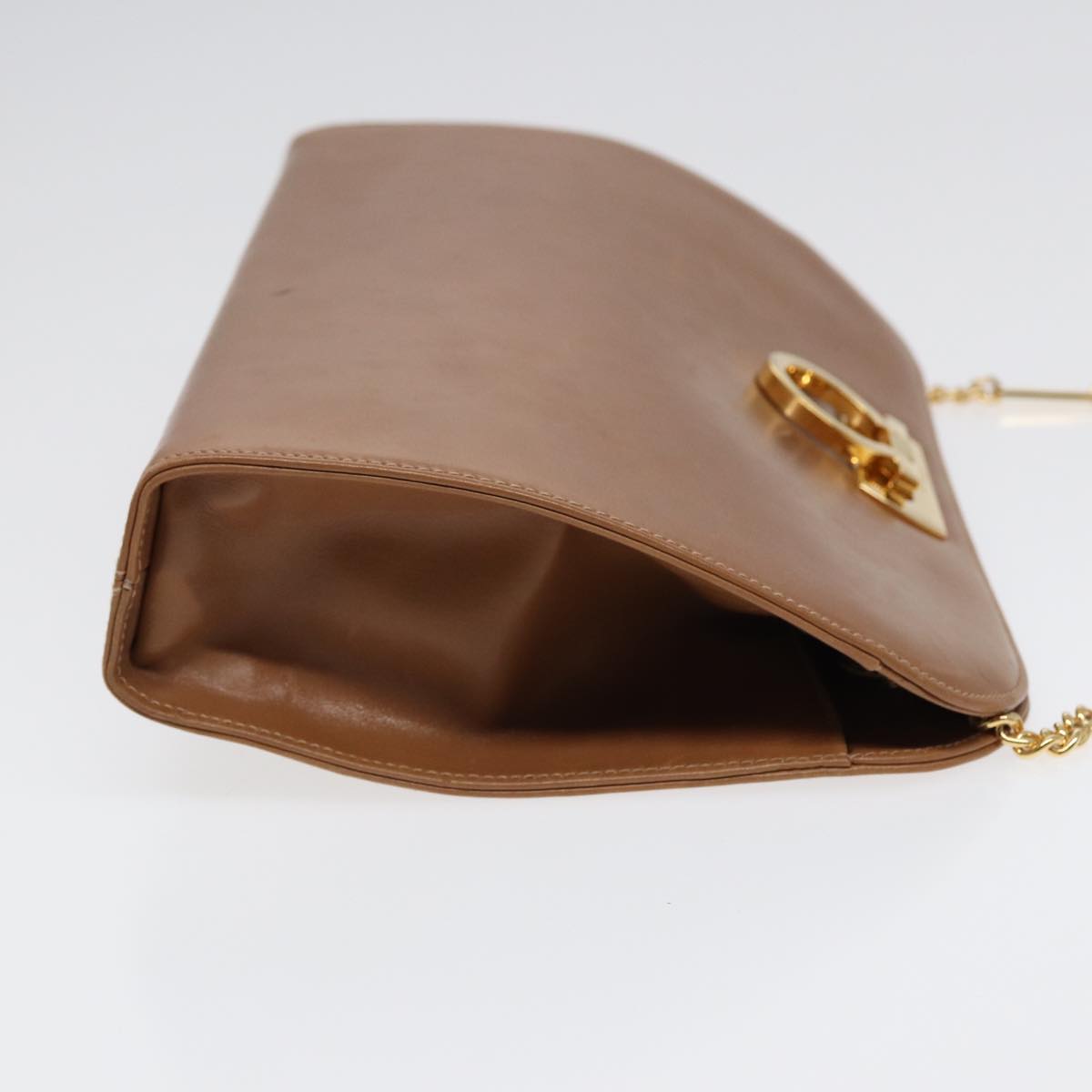 Salvatore Ferragamo Gold Leather Shoulder Bag (Pre-Owned)