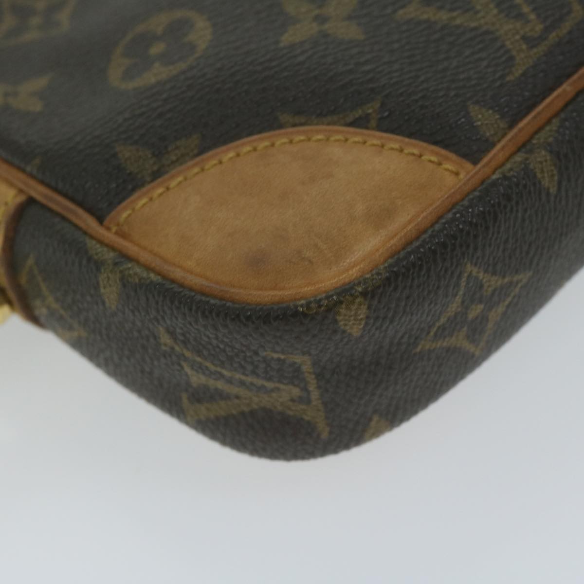 Louis Vuitton Marly Dragonne Brown Canvas Clutch Bag (Pre-Owned)