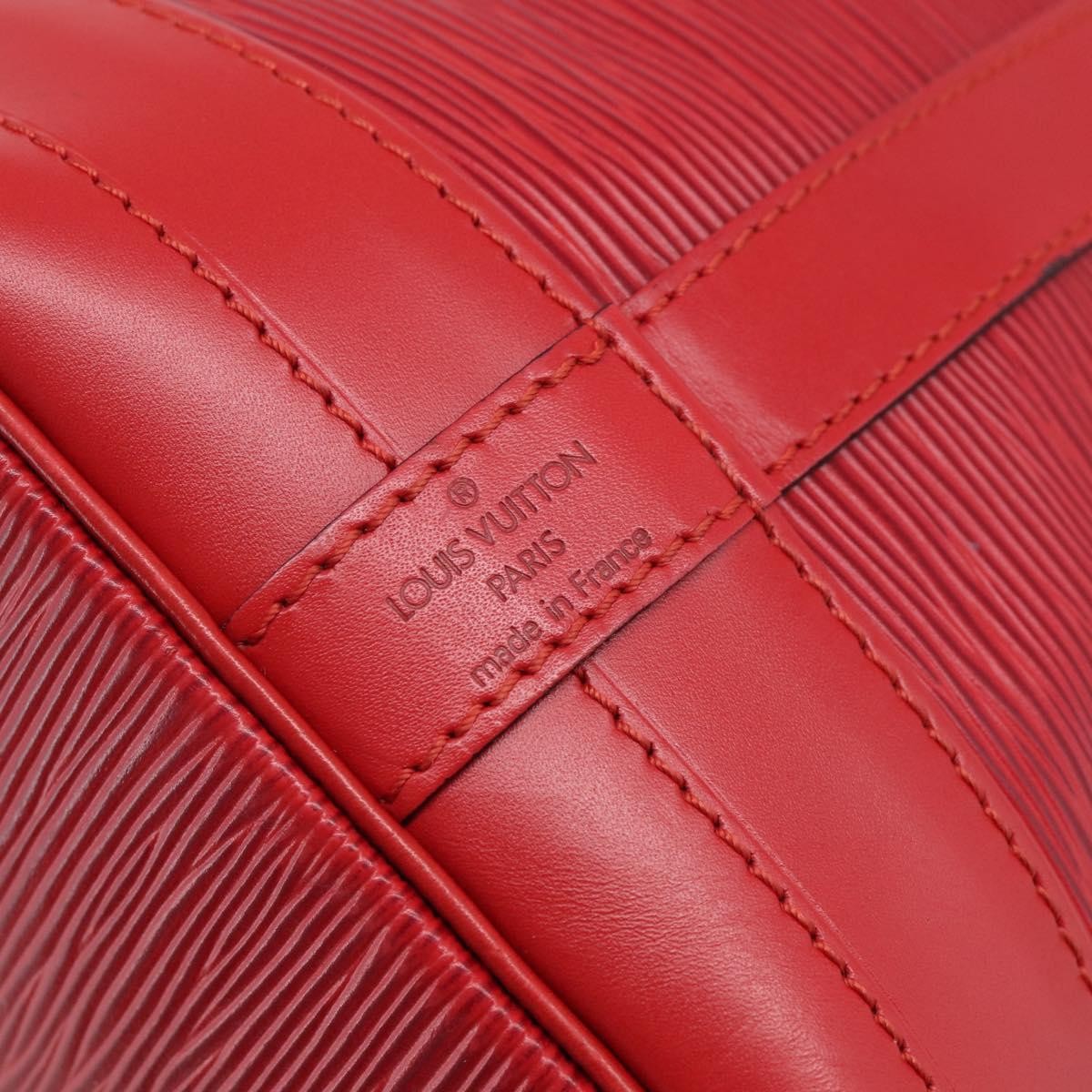 Louis Vuitton Petit Noe Epi Leather Red Leather Handbag (Pre-Owned)