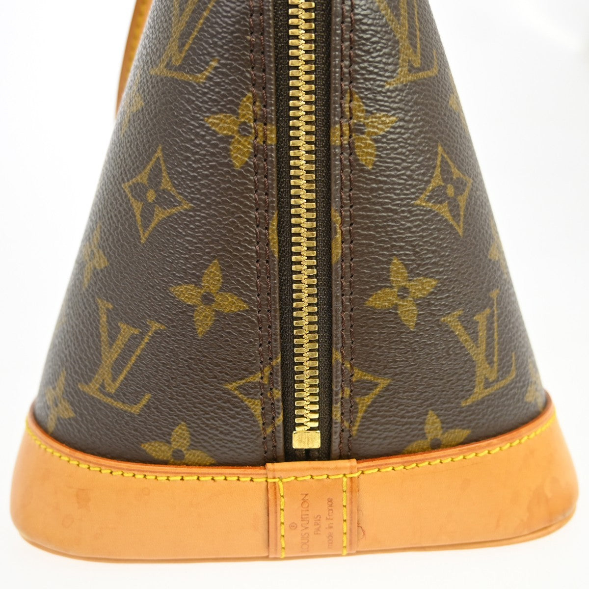 Louis Vuitton Alma Monogram Brown Canvas Handbag (Pre-Owned)