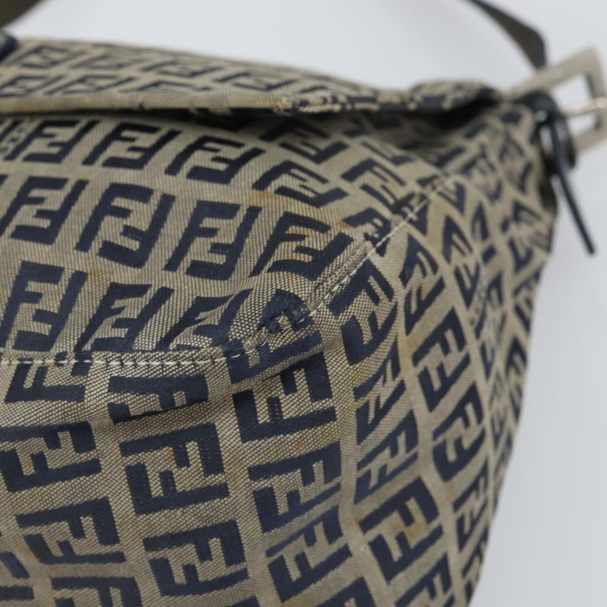 Fendi Mamma Baguette Zucca Jacquard Velvet Navy Canvas Shoulder Bag Bag (Pre-Owned)