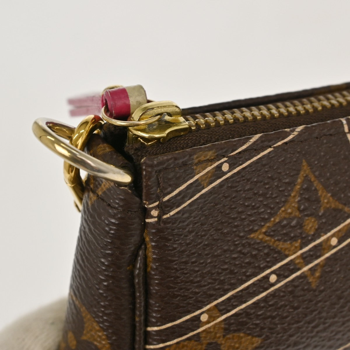 Louis Vuitton Pochette Accessoires Limited Edition Monogram Canvas Brown Canvas Clutche & Pouche Bag (Pre-Owned)