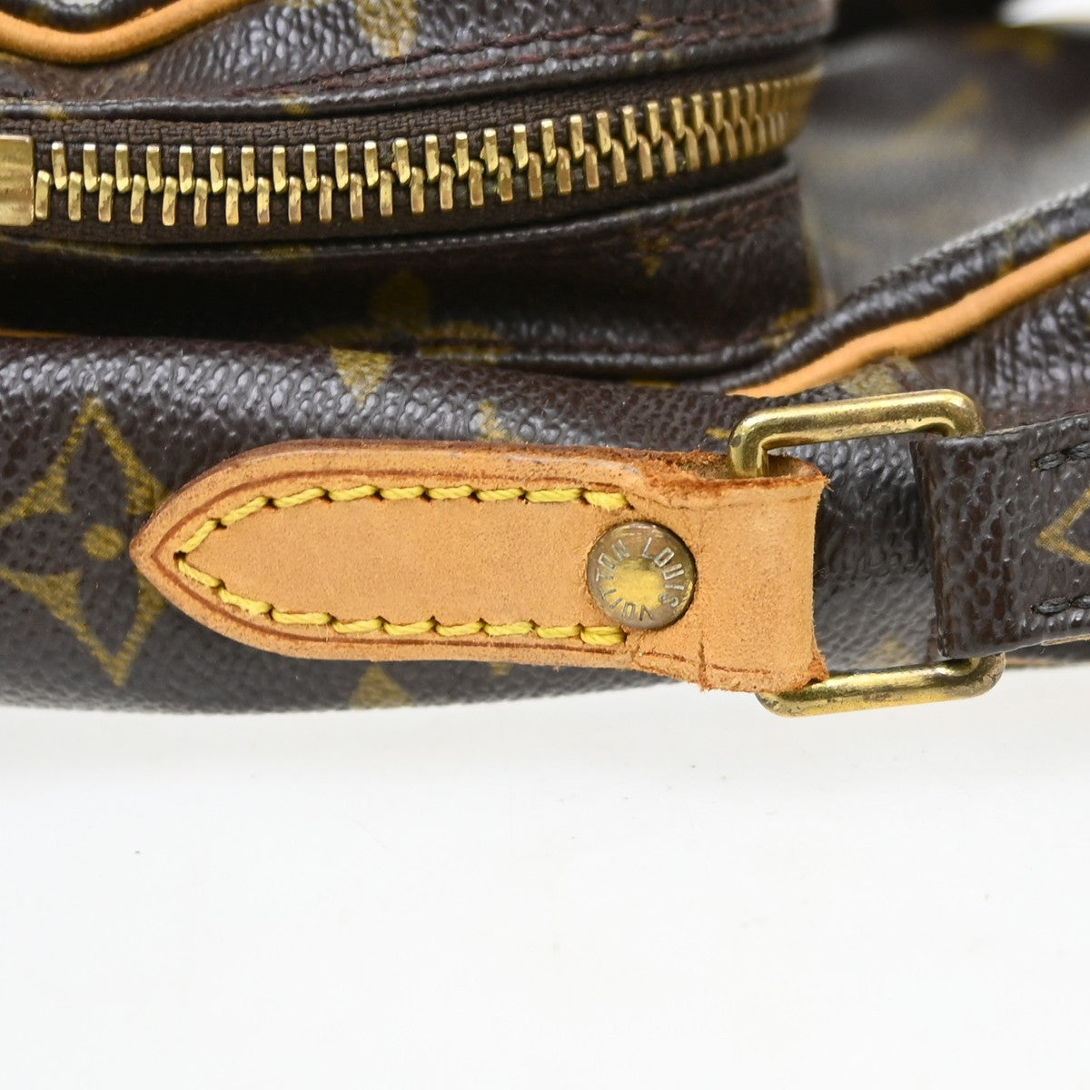 Louis Vuitton Amazone Monogram Canvas Brown Canvas Shoulder Bag Bag (Pre-Owned)