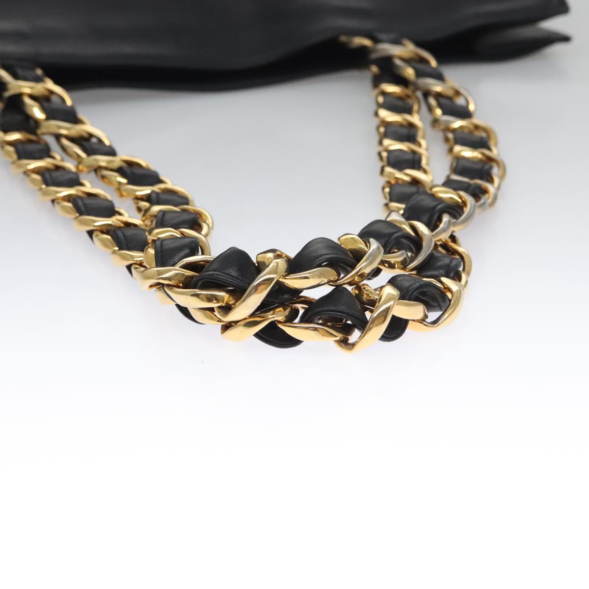 Chanel Cc Black Leather Tote Bag (Pre-Owned)