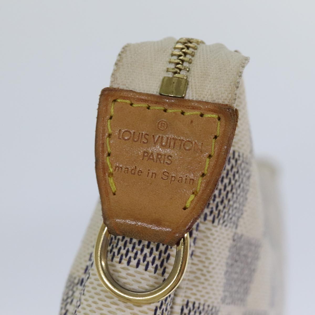 Louis Vuitton Pochette Accessoire Beige Canvas Clutch Bag (Pre-Owned)
