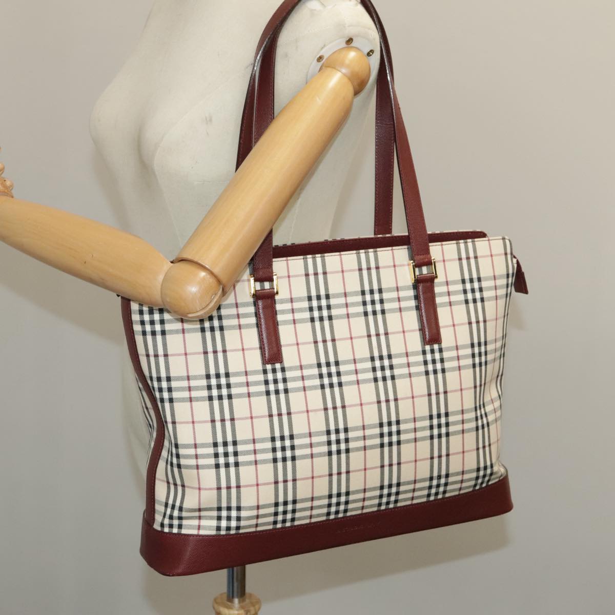 Burberry Nova Check Beige Canvas Tote Bag (Pre-Owned)