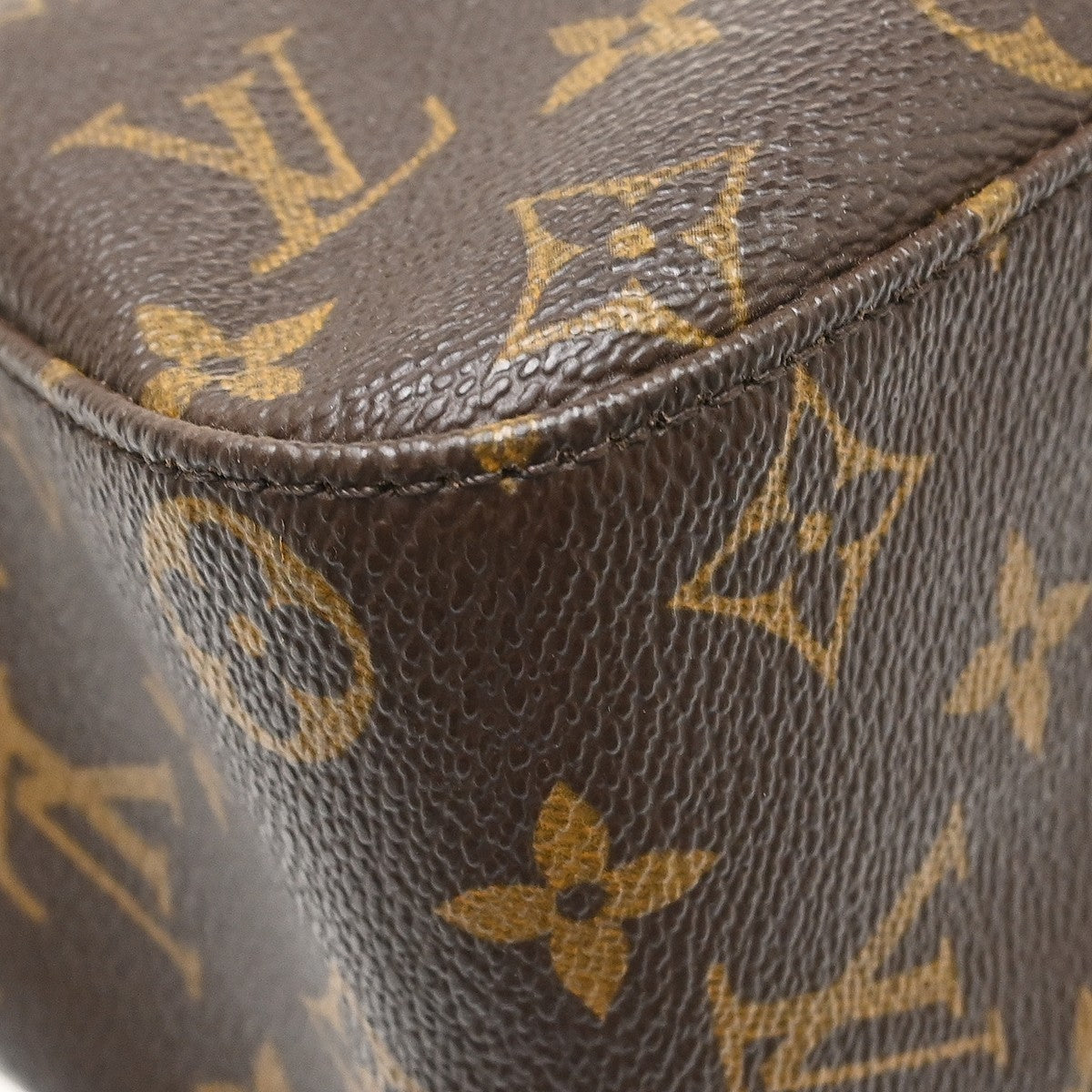 Louis Vuitton Monogram Looping Monogram Canvas Brown Canvas Shoulder Bag Bag (Pre-Owned)