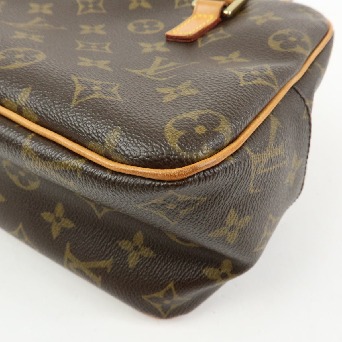 Louis Vuitton Cite Monogram Canvas Brown Canvas Handbag (Pre-Owned)