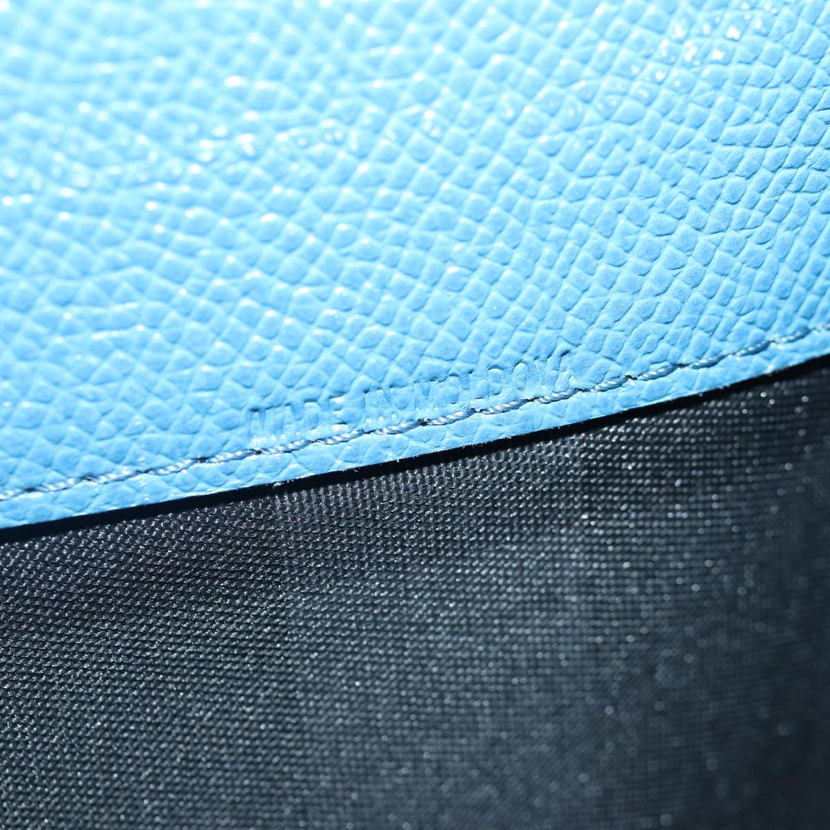 Burberry Blue Leather Clutch Bag (Pre-Owned)