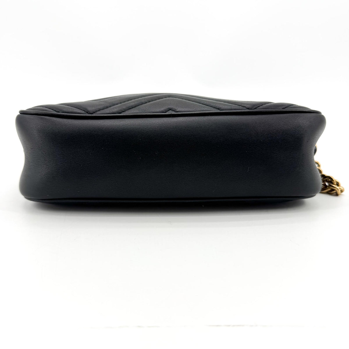 Gucci Gg Marmont Matelasse Leather Black Leather Shoulder Bag Bag (Pre-Owned)