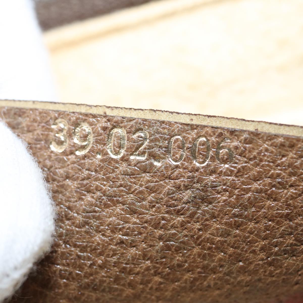 Gucci Boston Beige Canvas Travel Bag (Pre-Owned)