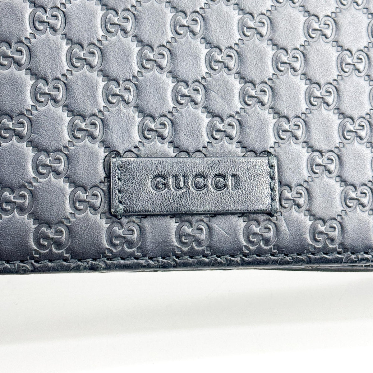 Gucci Wallet On Strap Microguccissima Leather Black Leather Crossbody Bag Bag (Pre-Owned)