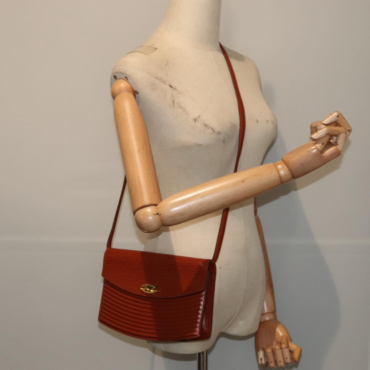 Louis Vuitton Presbourg Brown Leather Shoulder Bag (Pre-Owned)