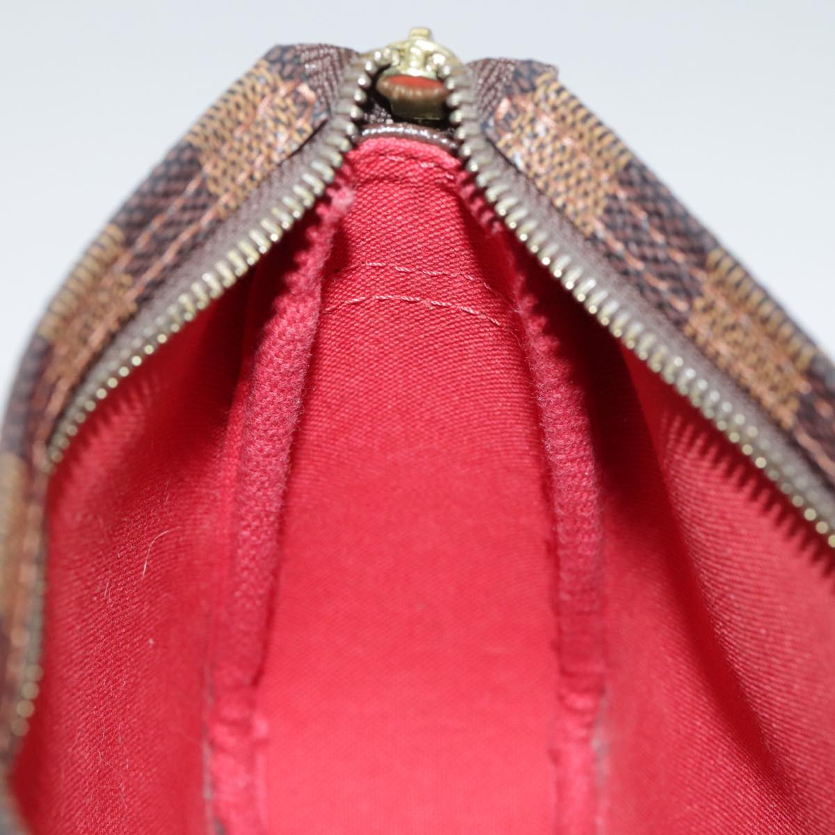 Louis Vuitton Trousse Makeup Brown Canvas Clutch Bag (Pre-Owned)