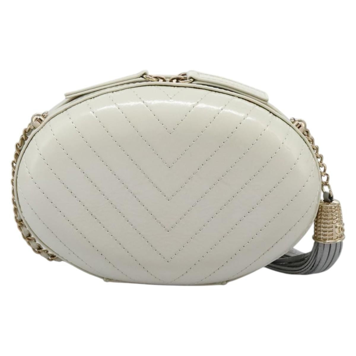 Chanel La Pausa Evening Chevron Lambskin With Applique White Leather Shoulder Bag Bag (Pre-Owned)