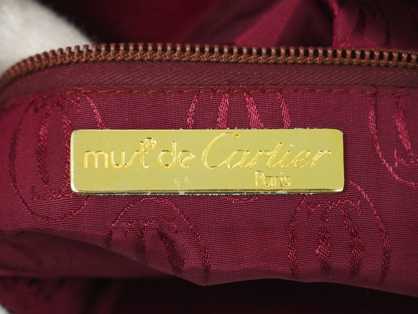 Cartier Vintage Must De Cartier Leather Burgundy Leather Shoulder Bag Bag (Pre-Owned)