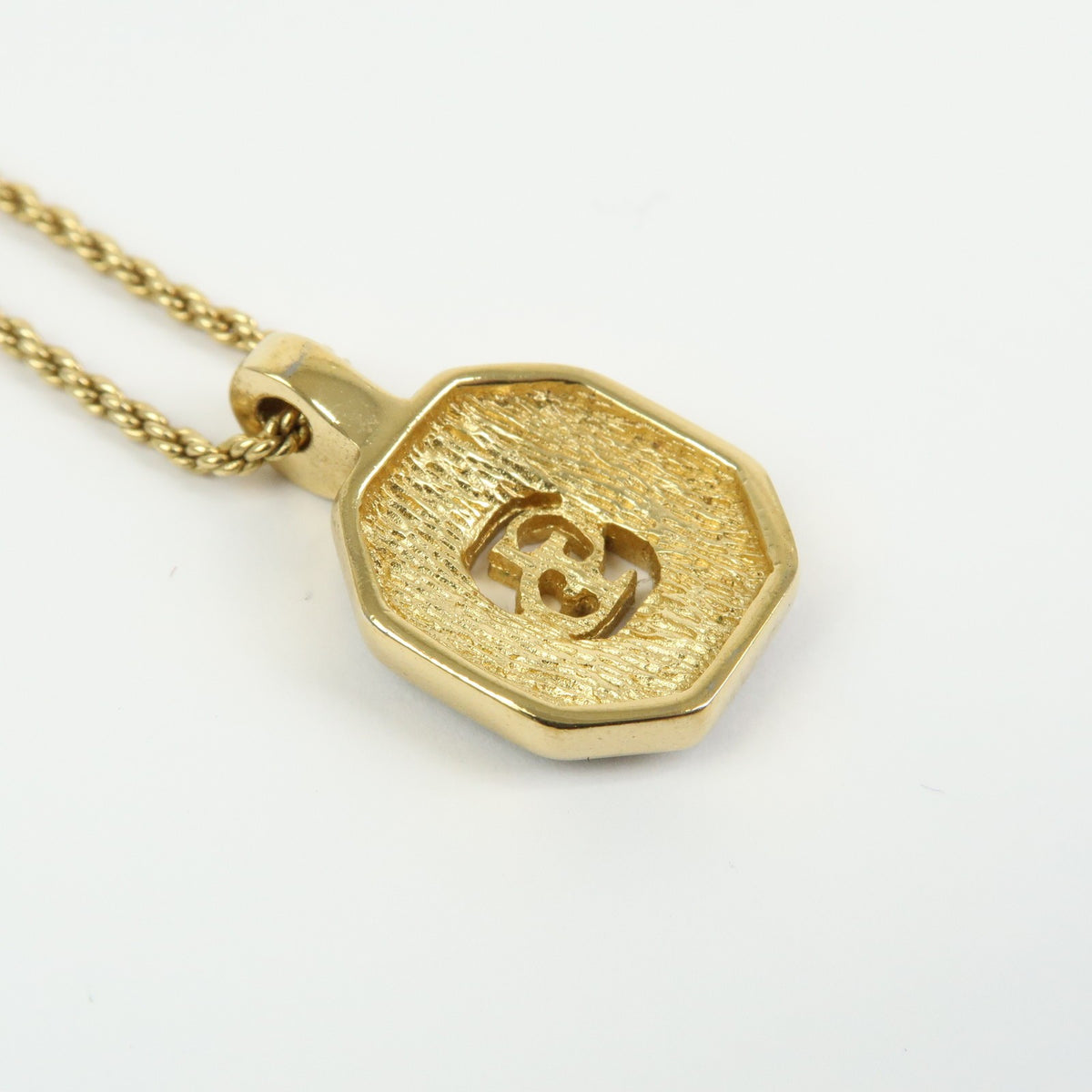 Christian Dior Vintage Cd Pendant Metal With Crystals Gold Gold_Plated Necklace Jewelry (Pre-Owned)