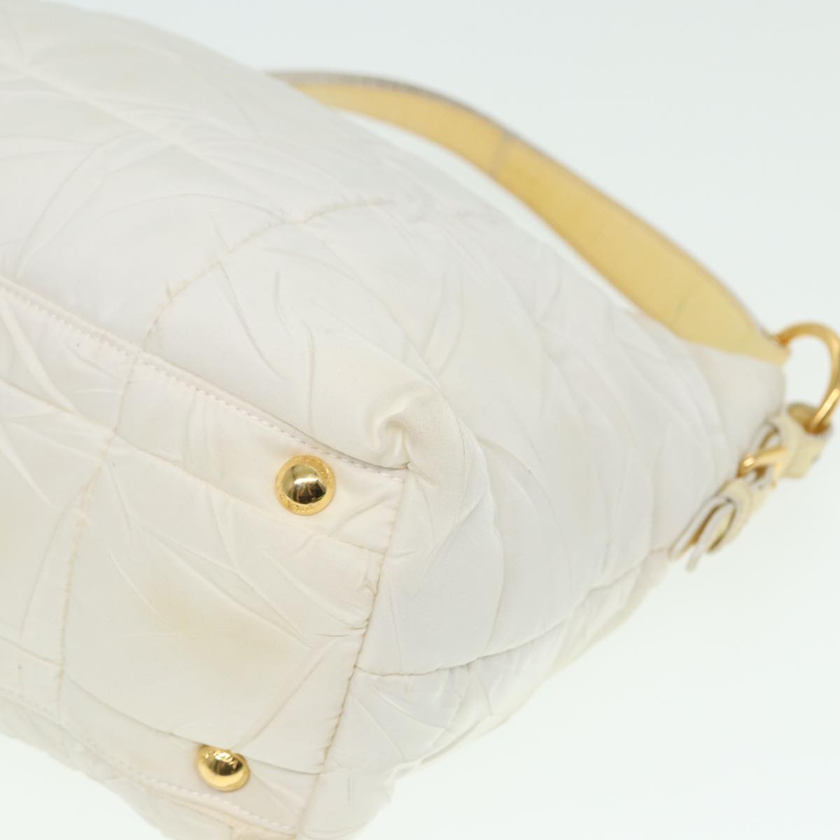 Prada White Synthetic Shoulder Bag (Pre-Owned)