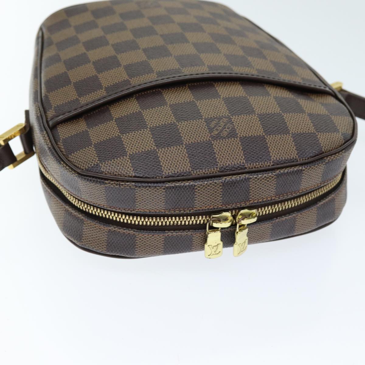 Louis Vuitton Ipanema Brown Canvas Shoulder Bag (Pre-Owned)