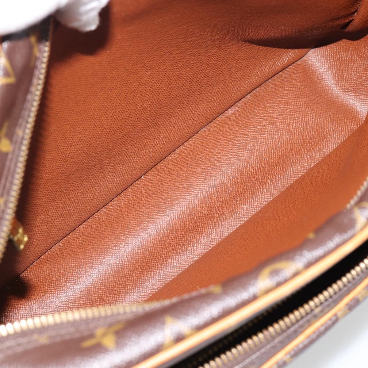 Louis Vuitton Nil Messenger Monogram Canvas Brown Canvas Shoulder Bag Bag (Pre-Owned)