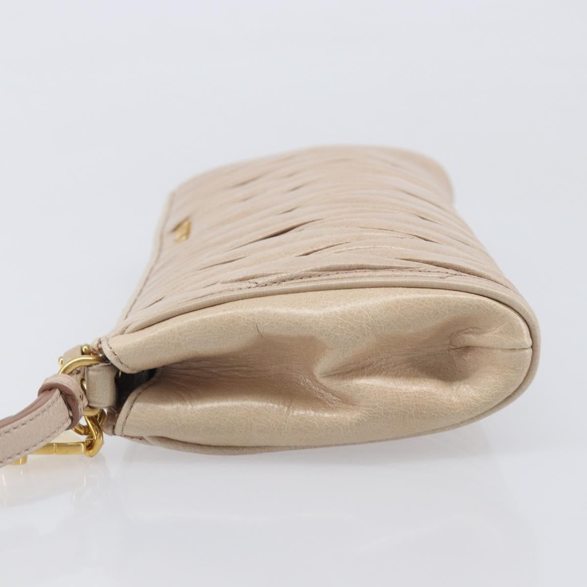 Miu Miu Zip Wristlet Matelasse Leather Beige Leather Clutche & Pouche Bag (Pre-Owned)