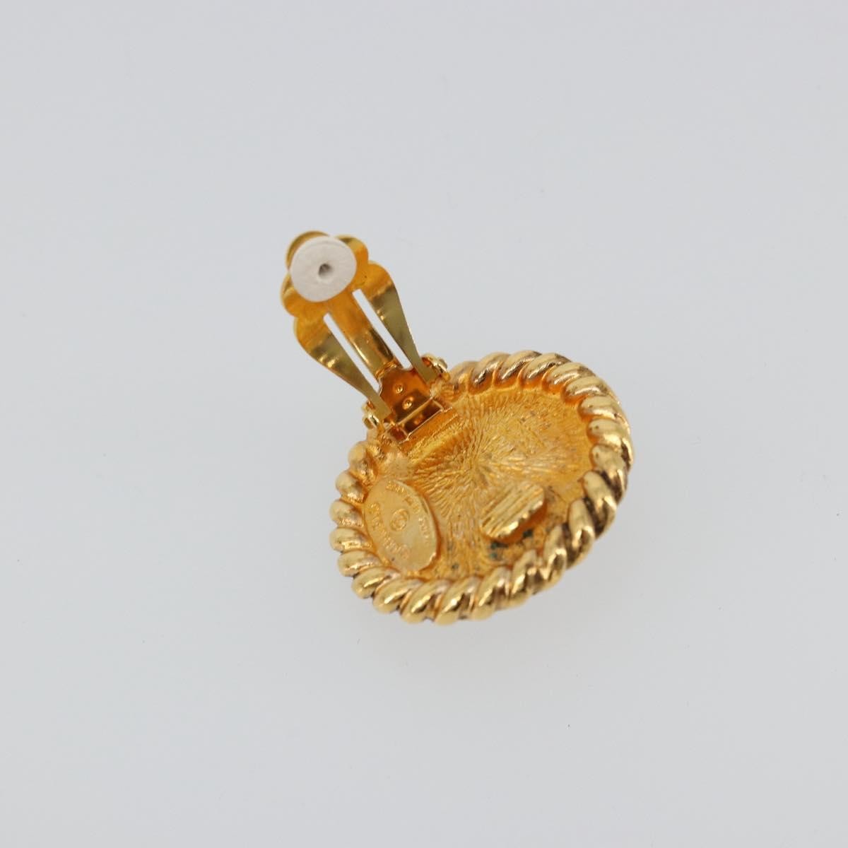 Chanel Vintage Round Clip-On Metal With Faux Pearl Gold Metal Earrings Jewelry (Pre-Owned)