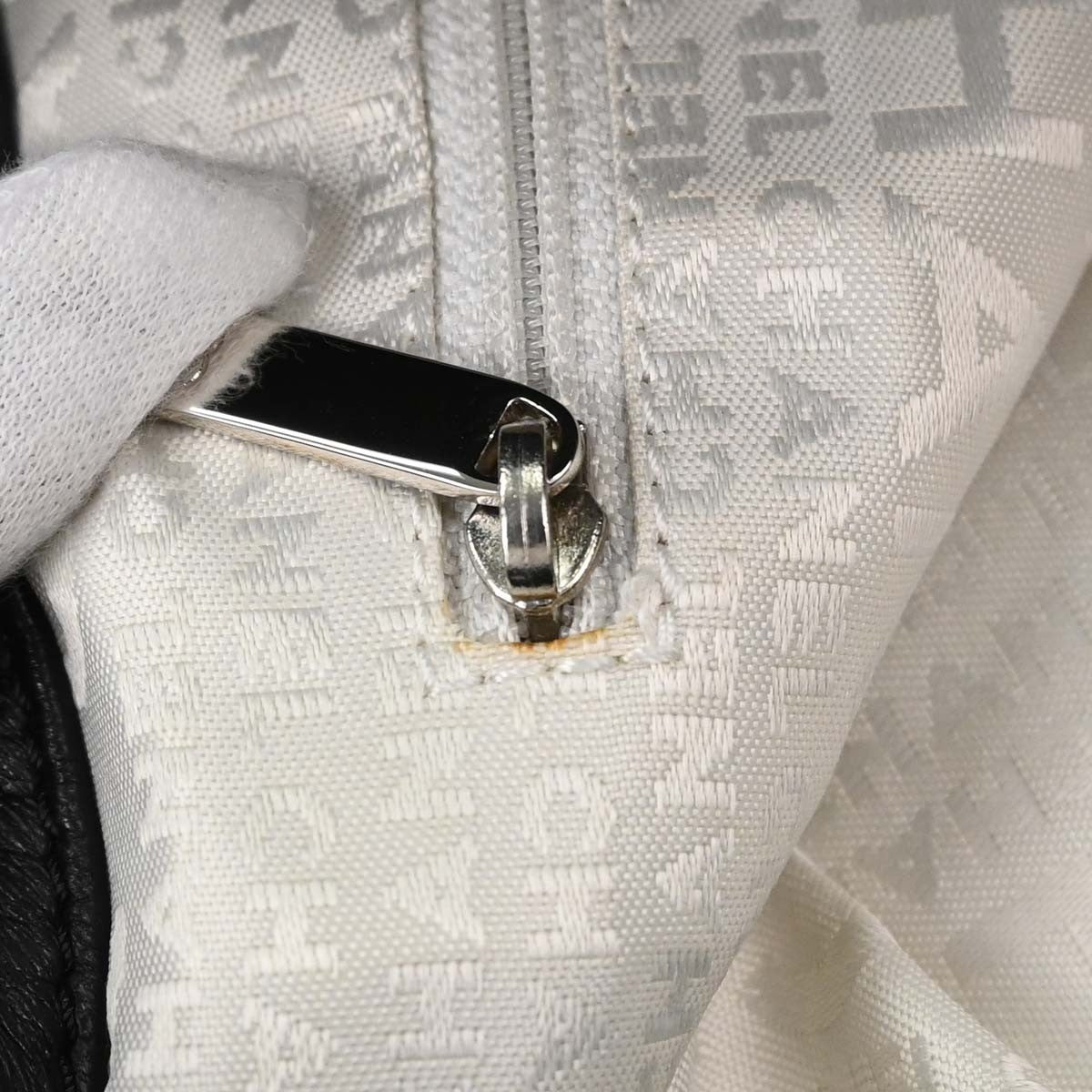 Chanel Surpique Chain Quilted Leather Black Calfskin Tote Bag Bag (Pre-Owned)
