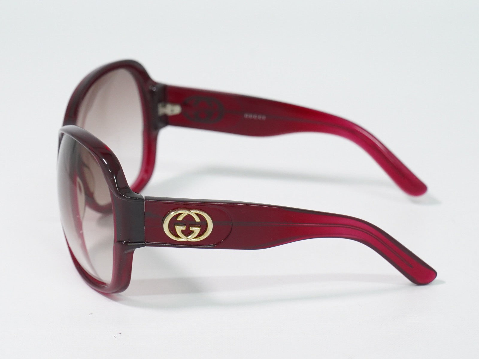 Gucci Eyewear Interlocking G Sunglasses Red Plastic Sunglasse Accessory (Pre-Owned)