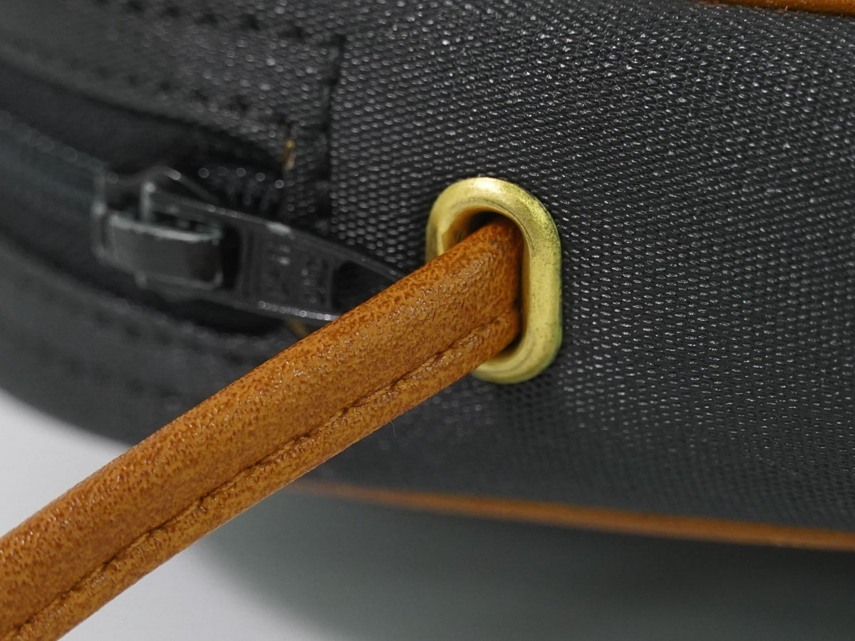 Christian Dior Cd Shoulder Bag Canvas And Leather Navy Canvas Shoulder Bag Bag (Pre-Owned)