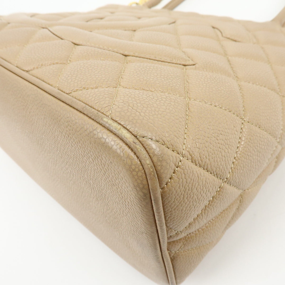 Chanel Medallion Quilted Lambskin Beige Leather Tote Bag Bag (Pre-Owned)