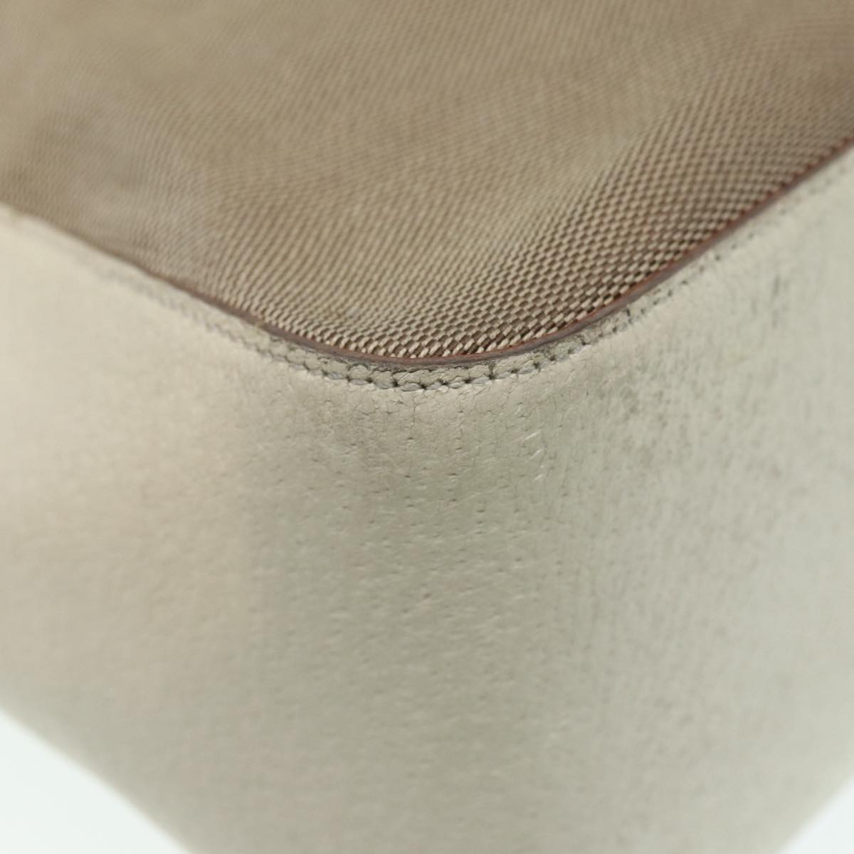 Gucci Soho Beige Canvas Handbag (Pre-Owned)